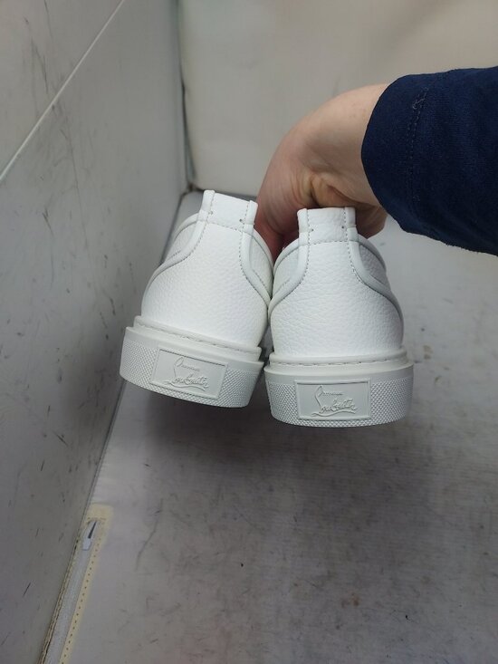 Christian Louboutin MENS White Heart Love Adolon Junior Sneaker - Picture 12 of 12